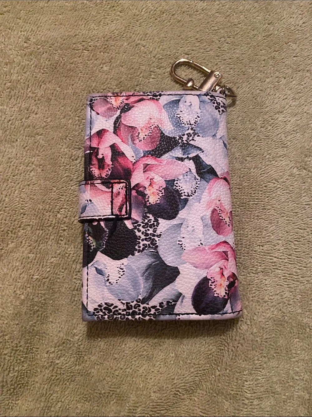 Betsey Johnson Floral Wallet - Picture 6 of 8